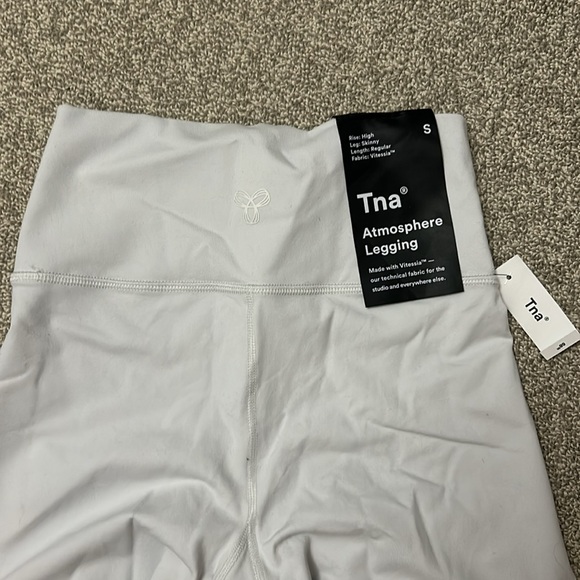 TNA Life Atmosphere Leggings - Picture 3 of 3